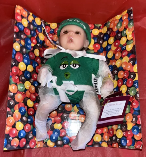 Vintage Ashton-Drake Galleries  "I Melt For No One" Green M & M Vinyle Baby Doll