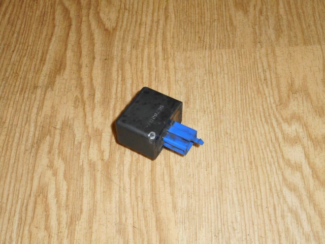 90111034000 spanningsregelaar gelijkrichter compatibel met KTM 125 2011-2012, voor Duke 125 ABS 2013-2020, voor Duke 200 ABS 2013-2016, voor Duke 390 ABS 2013-2021 Regulator Gelijkrichter 93011