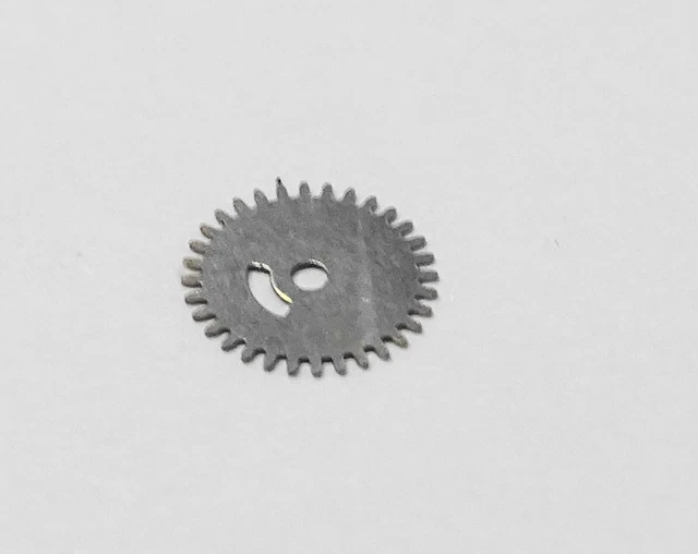 Pièce D'horlogerie : Roue Pour Mouvement De Montre LIP 136 - Neuve Sans étiquette