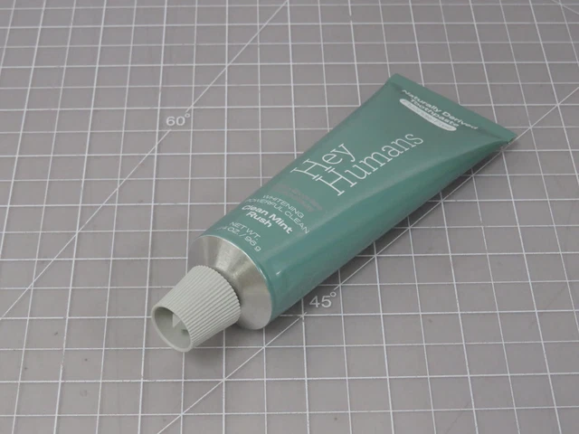 Lot of 672 Hey Human Clean Mint Toothpaste 3.4 OZ KT434
