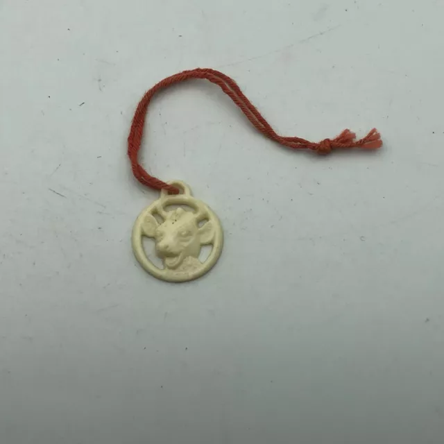 Vtg Borden's Elsie The Cow Advertising White Plastic Or Celluloid FOB Charm  Q1