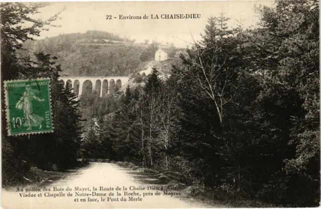 CPA Env. de La CHAISE-DIEU - Au milieu des Bois du Mayel la Roue.. (202793)