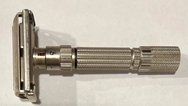 Excellent Vintage Shaver 1950s Gillette E2 Fat Boy Adjustable Safety Razor Works