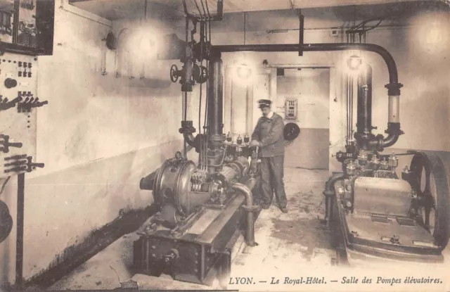 Cpa 69 Lyon / Le Royal Hotel / Room Of Elevated Pumps