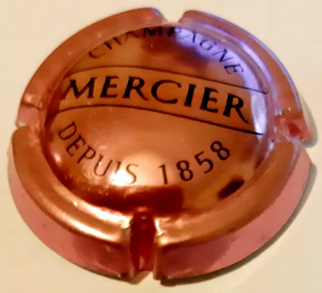 Capsule de champagne Mercier N°30