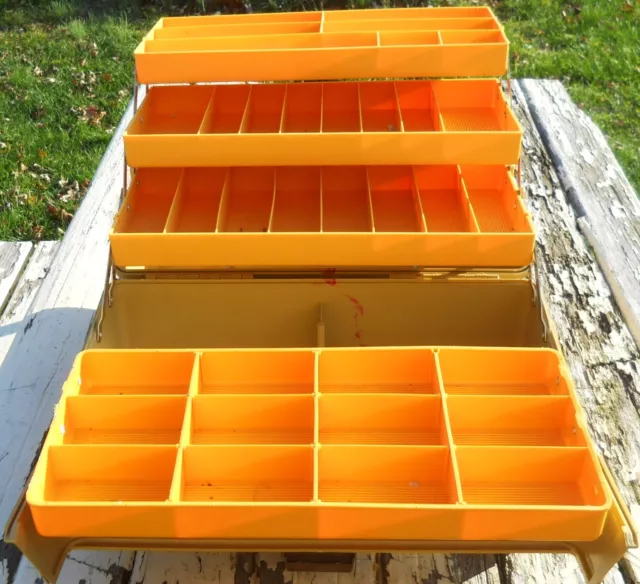 Old Pal Woodstream 1010 Vintage Fishing Tackle Box Craft Chest