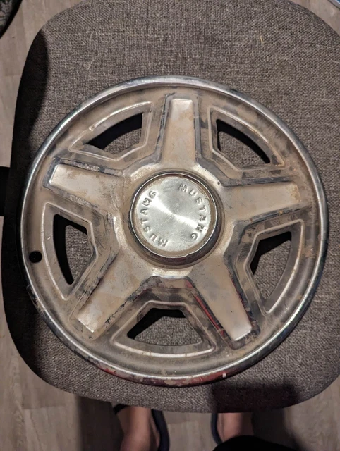 Ford Mustang 1969, 1970, 14 Inch Factory Hub Cap, Five Spoke, No. FD C9ZZ1130A
