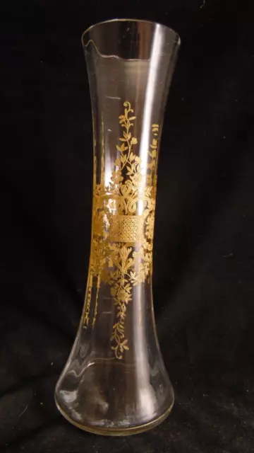Vase en cristal a dorure décor de fleurs St Louis ? Baccarat ?
