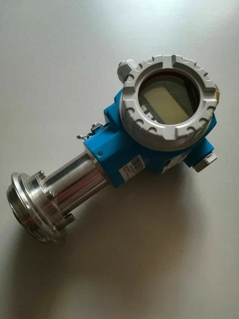 E + H Cerabar SP / N: PMC71-AAA2P1TRBAA, S / N: E7095E0109C Pression...