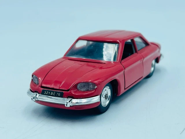 Miniature Solido N°143 - Panhard 24 BT - Bleu Ciel - Collection