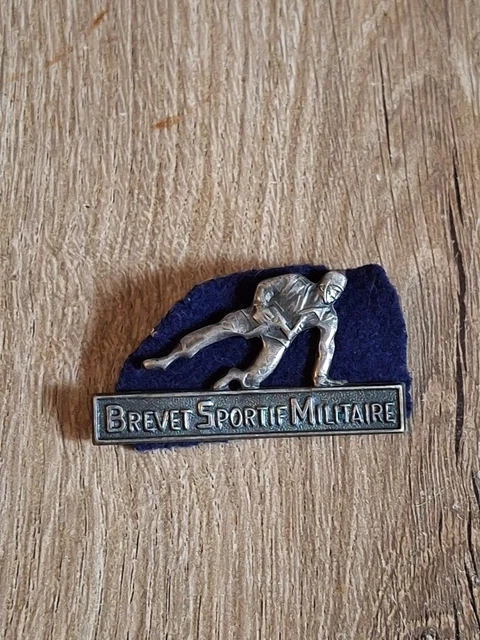 Insigne Ou Badge Club Sportif - ETPD Dakar - Sénégal