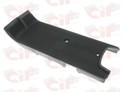 Cif TAPPETINO CENTRALE NERO COMPLETO CIF TIPO ORIGINALE VESPA PX 1^SERIE 
