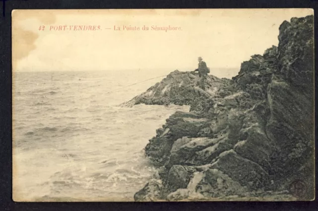PORT VENDRES Pyrenees Orientales La POINTE du Samaphora fisherman view rare
