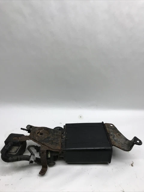 2005-2011 Toyota Corolla Matrix Evap Fuel Vapor Charcoal Canister 77740-02130