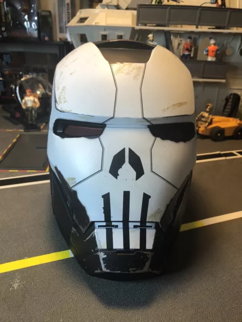 Marvel Legends Future Fight The Punisher War Machine Electronic Helmet