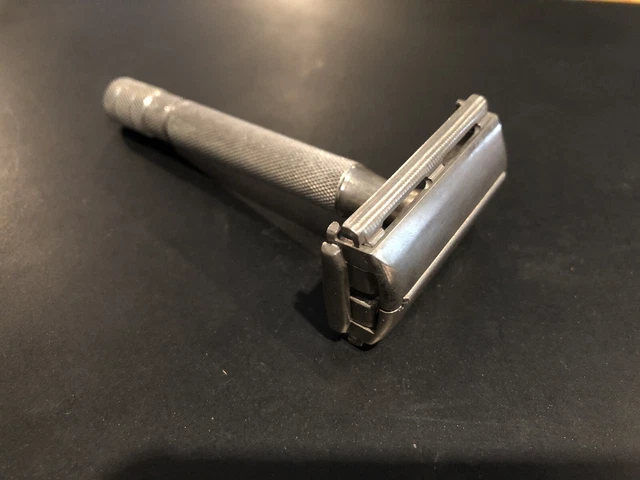 Gillette Super Speed TTO Razor -  No Date Code - 1948-1950 Model