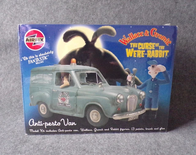 AIRFIX WALLACE & Gromit Curse of the Were-Rabbit Anti-Pesto Austin Van ...