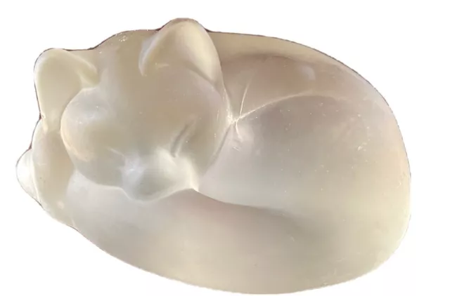 Vtg Cat Frosted Glass Paperweight Royal Cumberland Sleeping Kitten Heavy Satin