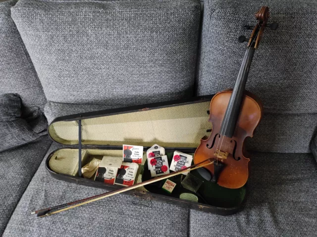 alte Violine Geige mit Bogen und Holzkoffer sowie weiterem Zubehör 19MH03