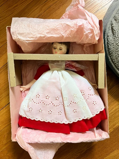 Vintange Madame Alexander Little Women Doll #1322 Jo