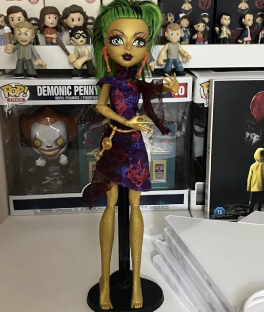 Monster High Jinafire Long Fashion Doll