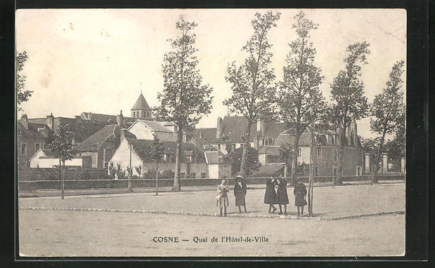 CPA Cosne, Quai de l´Hotel-de-Ville