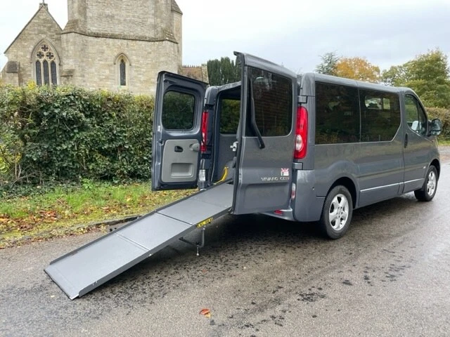 VAUXHALL VIVARO SPORTIVE CDTi 115PS 5 SEATER WHEELCHAIR ACCESSIBLE WAV DISABLED