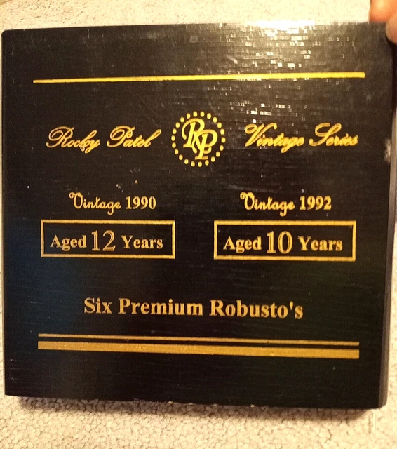 Rocky Patel Vintage Series 6 Premium Robustos Wooden Cigar Box Storage