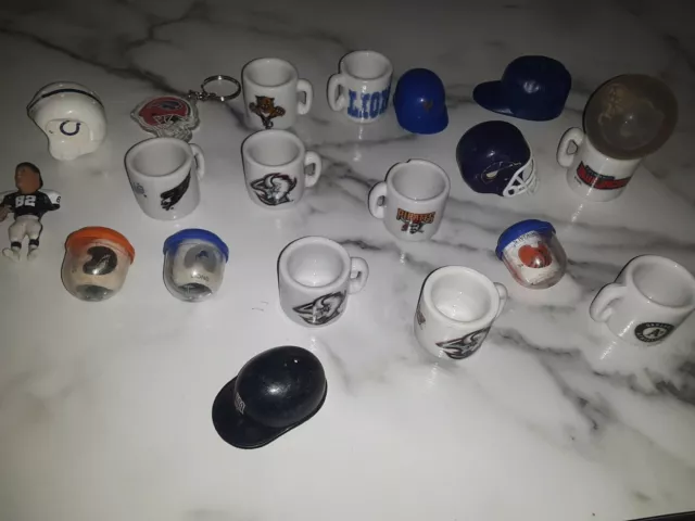 Lot of 20 Vintage NHL +more sports items Ceramic  Mini Small Coffee Mug bin369