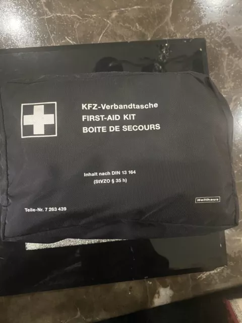 Genuine Bmw First-Aid Kit With Two Reflective Vests 31/12/23 Long Exp!!