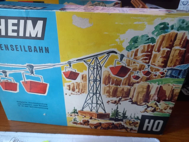 Trolley Bus HO Eheim Brawa - 2 Axes, Rouge Et Blanc, Avec éclairage (lot De 2)