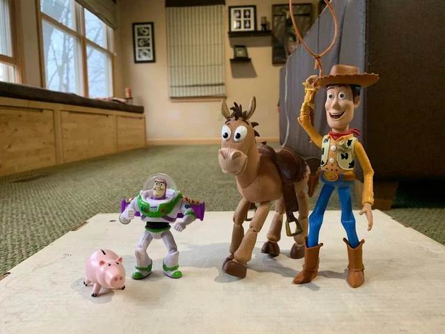DISNEY PIXAR TOY Story Buzz Lightyear Woody bullseye hamm figures lot ...