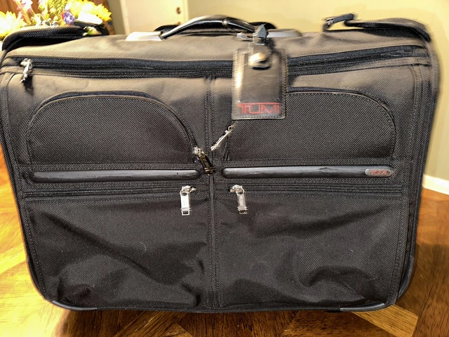 Tumi Alpha Gen4 Upright Rolling 2 Wheels Full Size Garment Bag Suitcase 22033D4