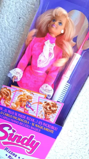 Sindy Doll: Frizz (Rizos, 1994 Hasbro). Brand New Old Stock In Mint Condition!