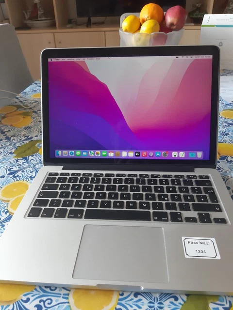 Macbook pro Retina- 2015- Ram 8Gb Ssd 128 Gb molto bello Pari a nuovo