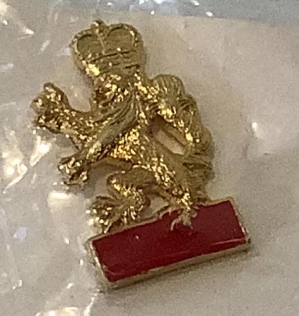 Lion Crest Lapel Pin Brooch Badge