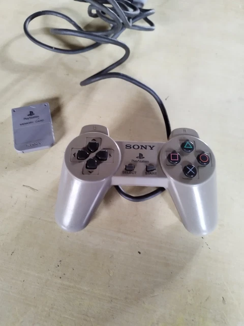 Console PlayStation ( PS One) Avec câbles , manette officielle