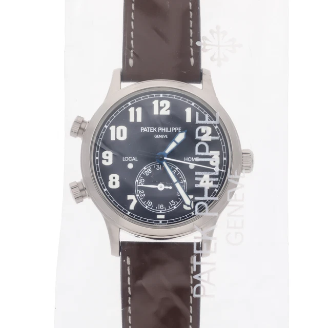 Cravatta da uomo con spilla in cristallo blu di lusso, fazzoletto a Cravatta da uomo con spilla in cristallo blu di lusso, fazzoletto a