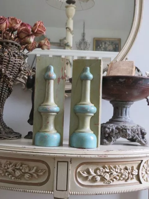 AWESOME PAIR Old Vintage Salvaged WOOD FINIALS Aqua Green SHAPELY on Flat Wood