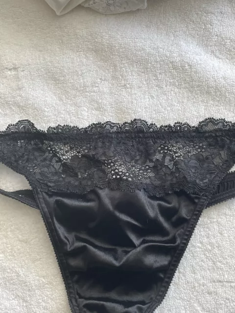 Victorias Secret Second Skin Satin Lace Thong Bikini Panties L Large Black