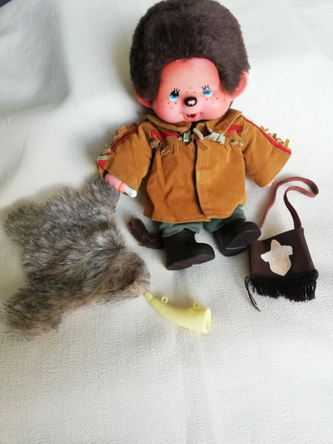 Lot de peluches, singes Kiki, tenue de Foot / Football, vintage Blanc