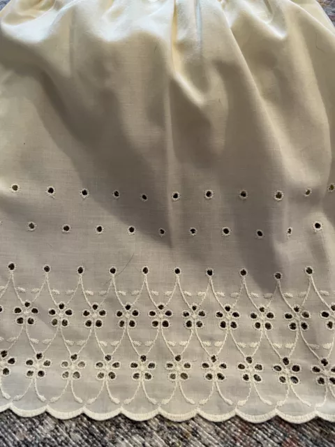 Vintage Wamsutta Ecru Eyelet King Bed Skirt Dust Ruffle Embroidered 13" Drop