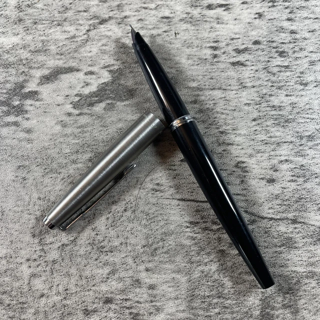 Vintage Parker 45 Fountain Pen Black with Sliver Cap Fine Point Nib Made in USA