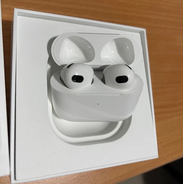 Apple AirPods Wireless Headphones 3rd Generation Ear Headset MagSafe Case White 2