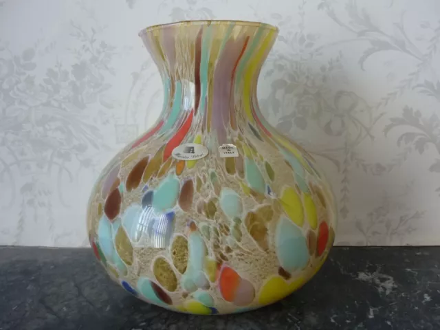 Large Murano Maestri Vetrai mid century glass vase 24cms high.