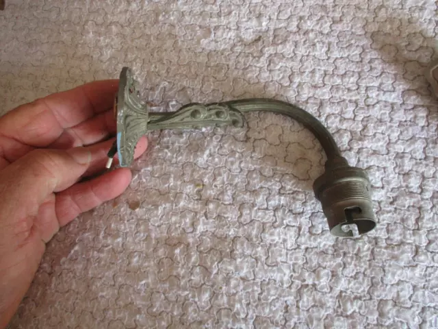 Ancienne Petite Lampe Applique Murale Laiton à Completer de sa Tulipe Abat Jour