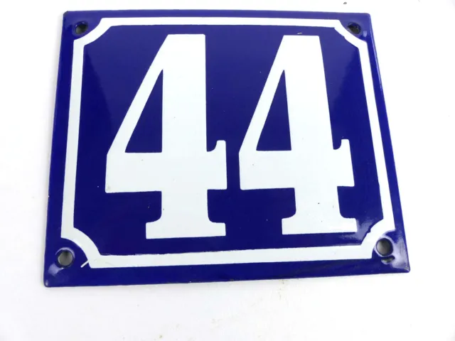 altes Email Hausnummer Schild Nr. 44 Emailschild gewölbt 12 x 10 cm in blau