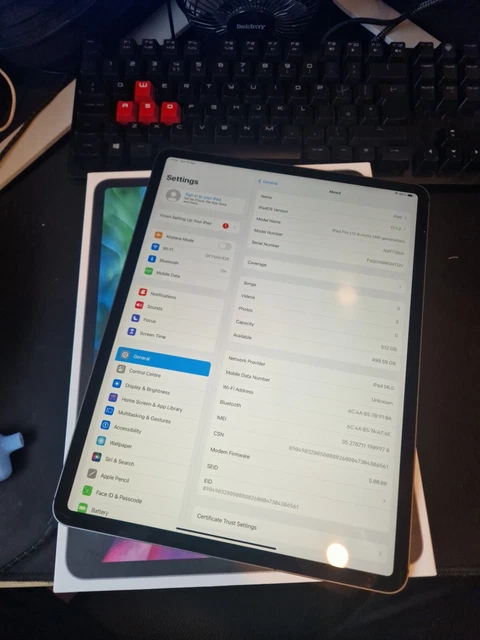 iPad Pro 12.9” 4th Generation 512gb WiFi + Cellular Space Grey