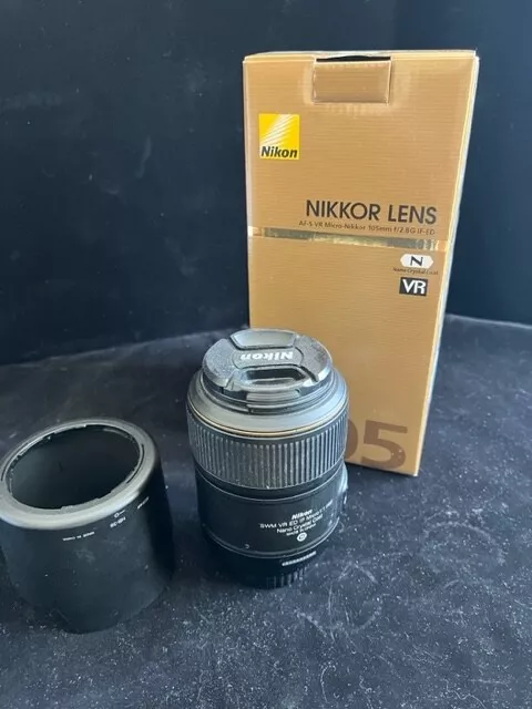 Nikkor Lens AF-S Micro- Nikkor 105mm F2.8 G IF-ED Mint condition (Nikon)