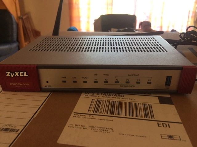 高品質 QNAP QSW-M408-4C 10GbE Managed Switch ＆ TRENDnet 10